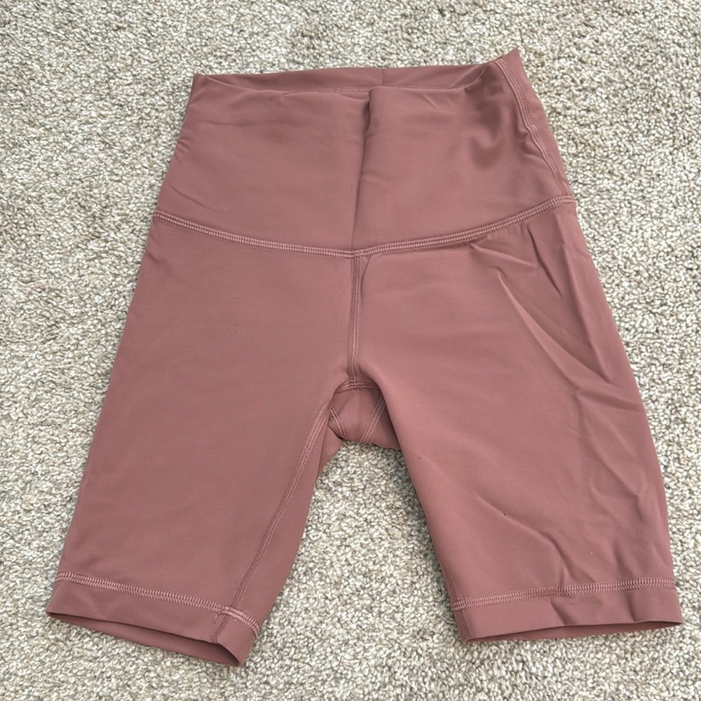 High-Waisted Mauve Biker Shorts Lululemon